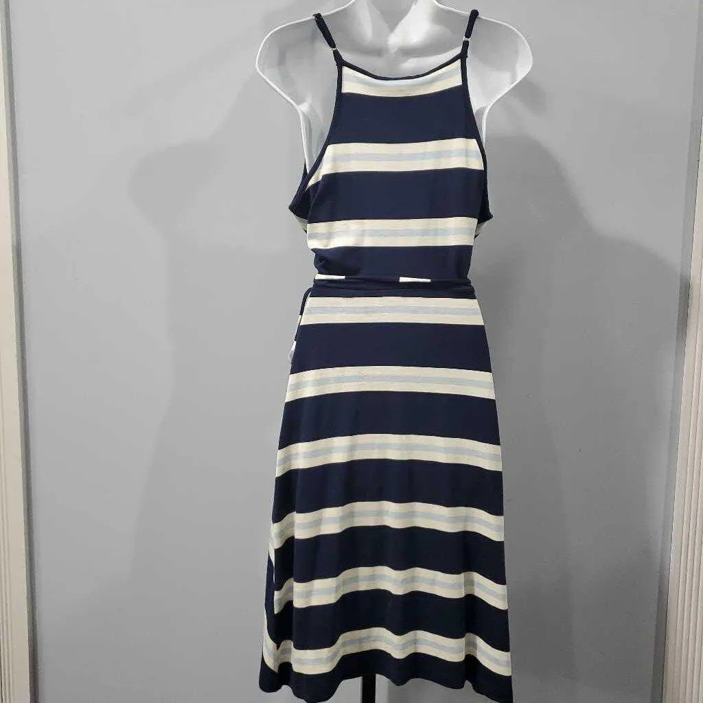 41 Hawthorn Dress Medium