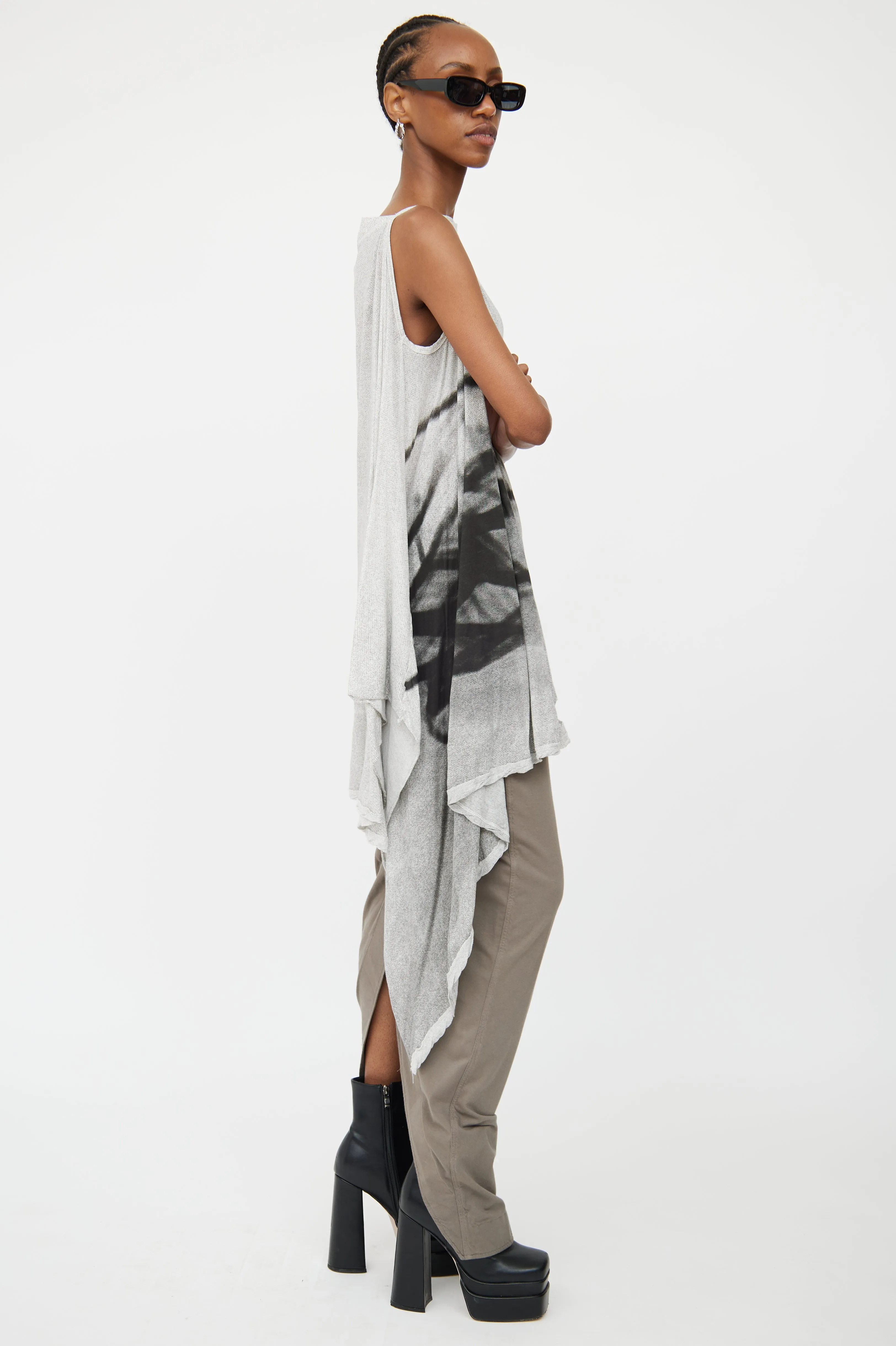 Black & White Graphic Top
