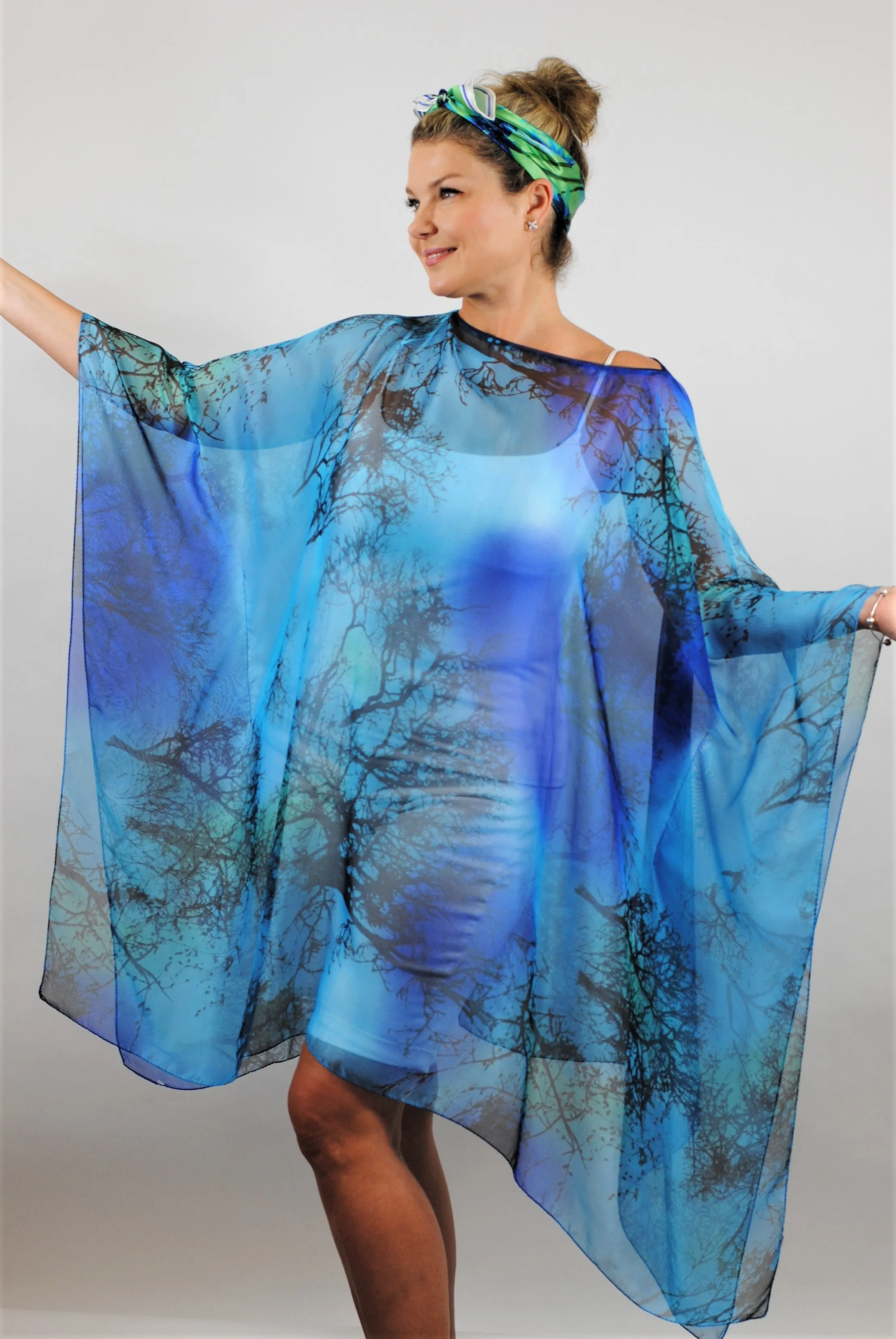 BLUE DREAMS 100% Silk Short Art-A-Porte Caftan