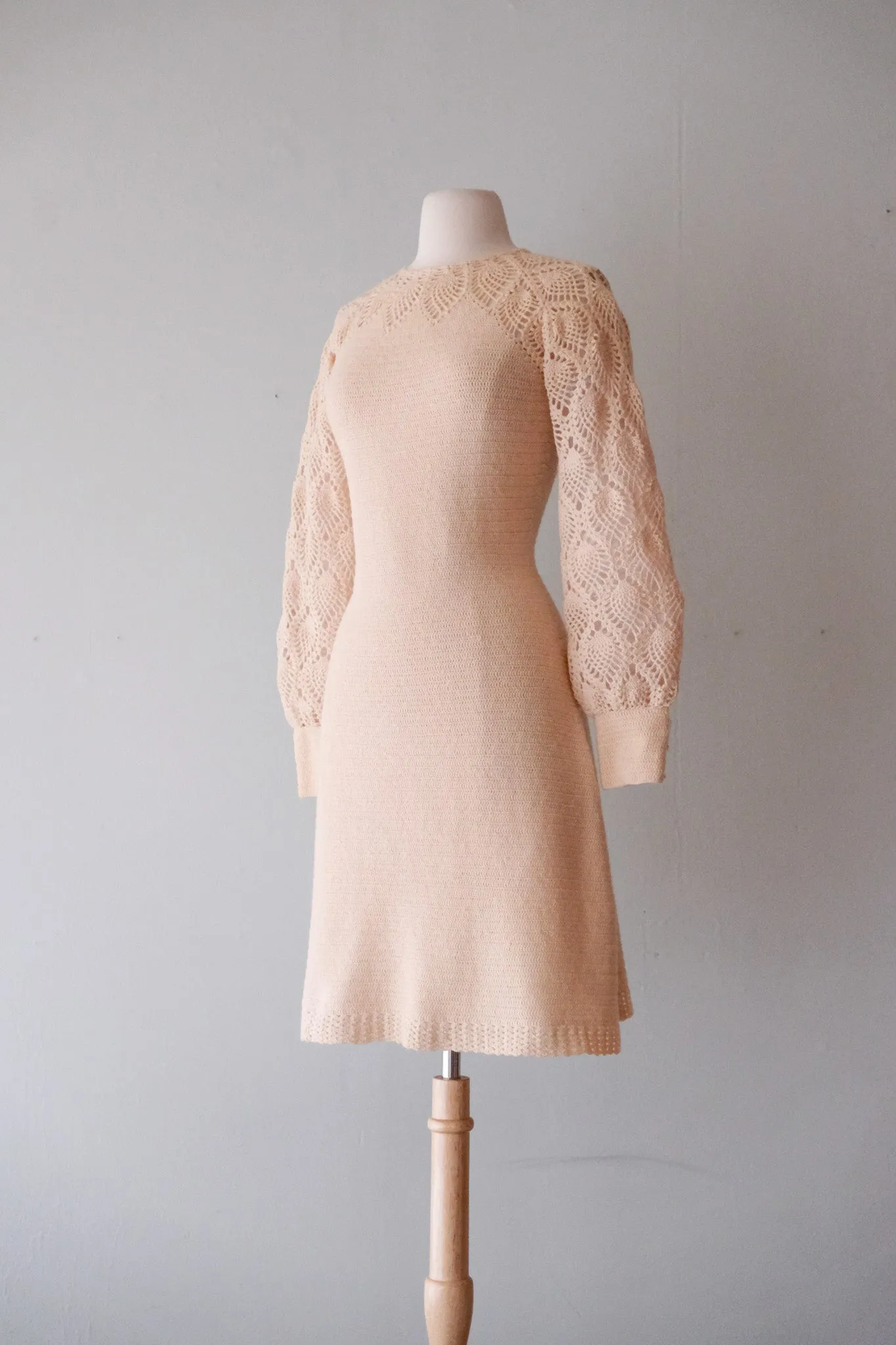 Cutest 1970's Ivory Cream Crochet Knit Day Dress/ Sz M