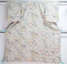 Highly Detailed Pencil Drawn Style Komon Kimono - Chrysanthemum Flowers Stencil - White Vintage Silk