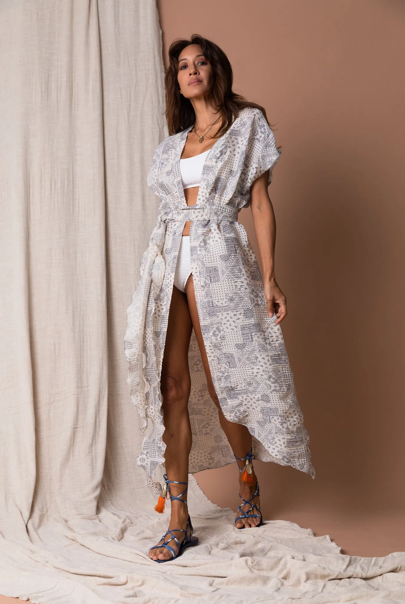 KIMONO LONG IN INDIGO PAISLEY
