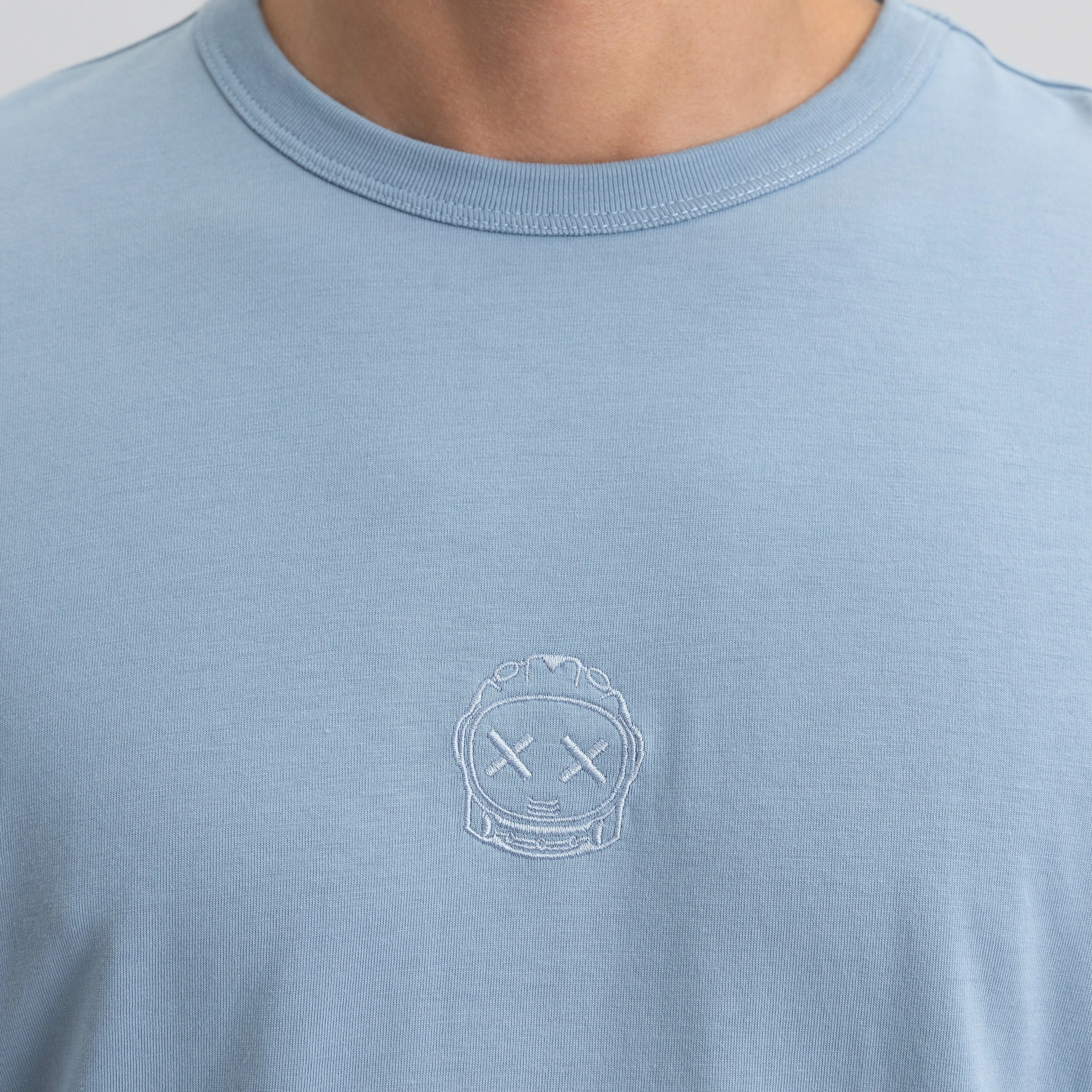 NOIRE LONG SLEEVE FADE DENIM