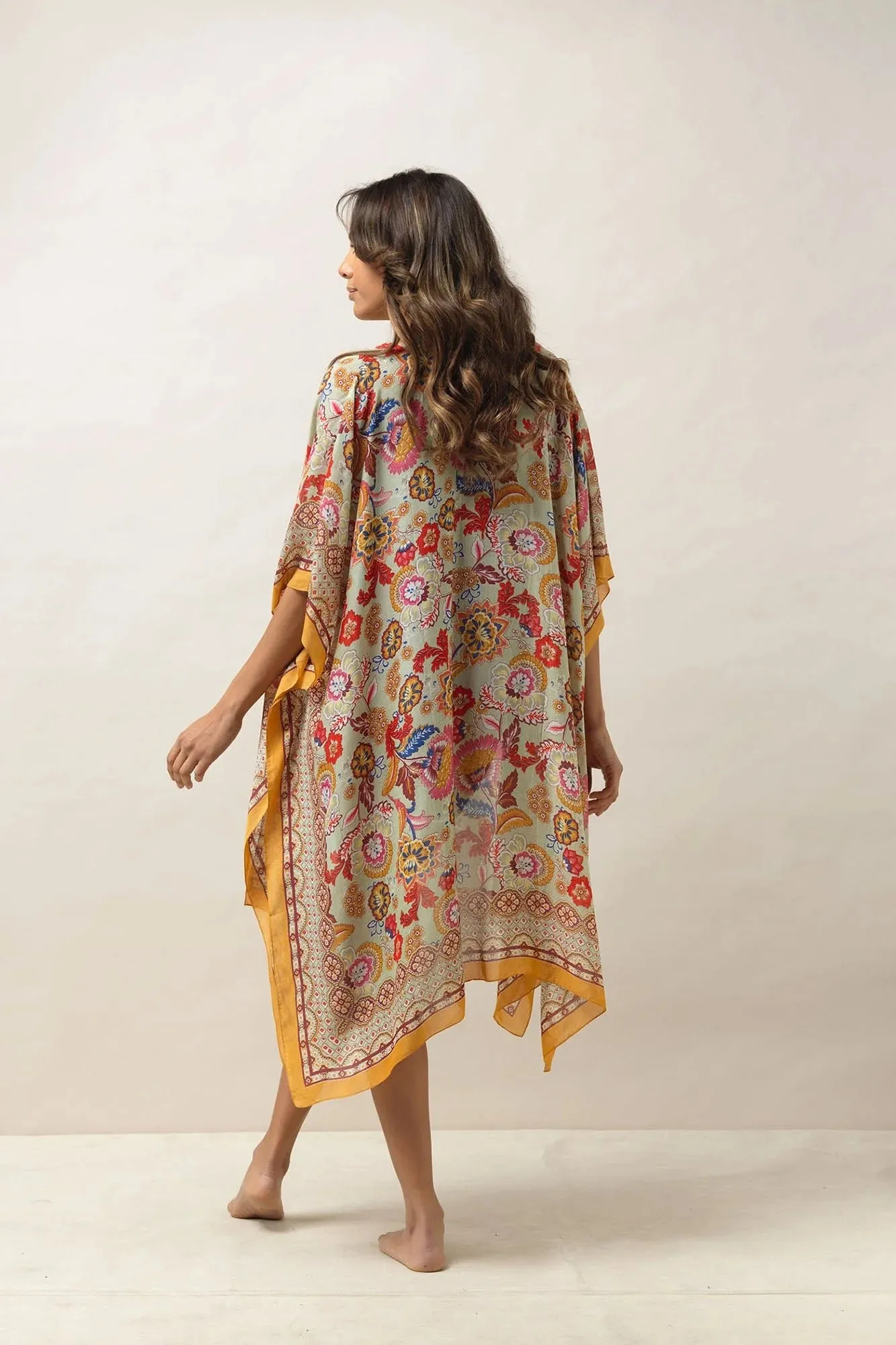ONE HUNDRED STARS | Throwover Indian Flower Taupe